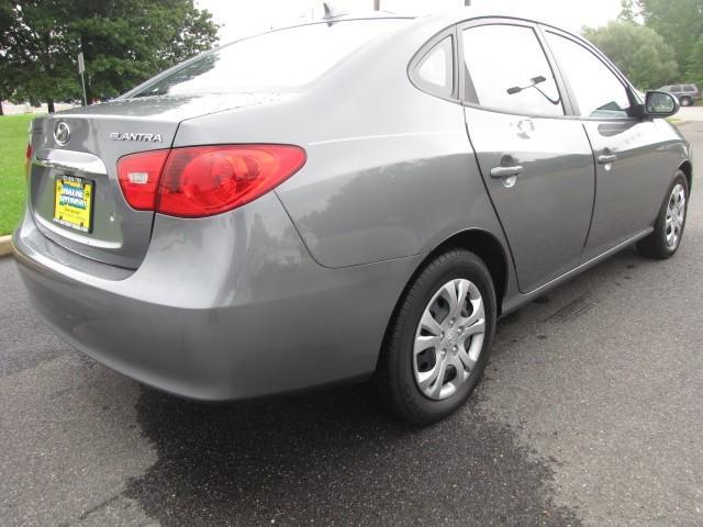 Hyundai Elantra 2010 photo 3