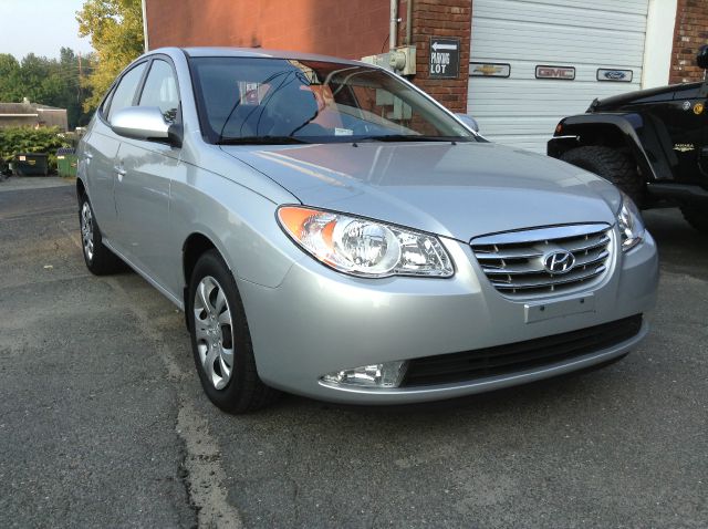 Hyundai Elantra 2010 photo 1