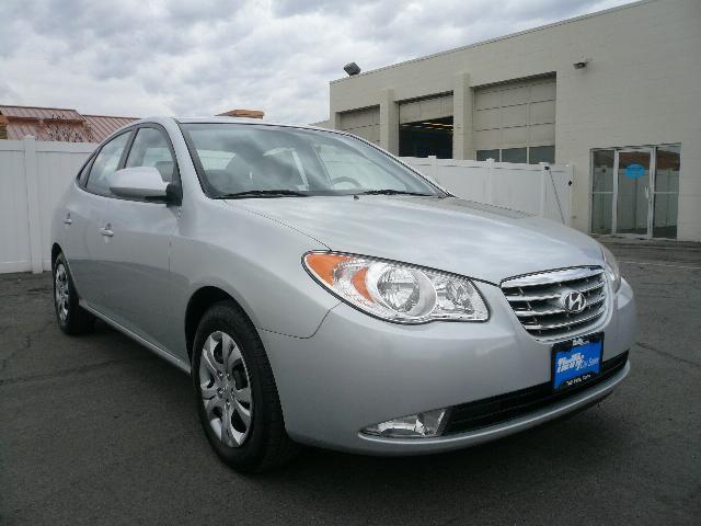 Hyundai Elantra 2010 photo 2