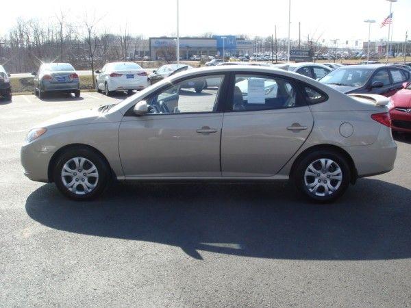 Hyundai Elantra 2010 photo 1