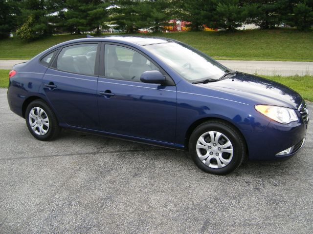 Hyundai Elantra 2010 photo 3