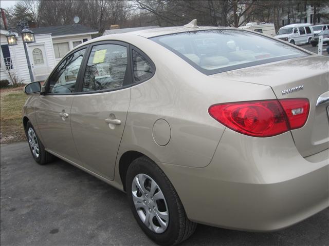 Hyundai Elantra 2010 photo 3