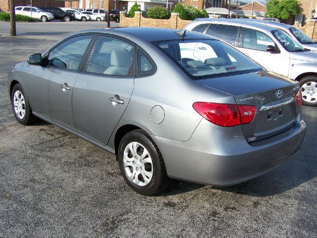 Hyundai Elantra 2010 photo 4