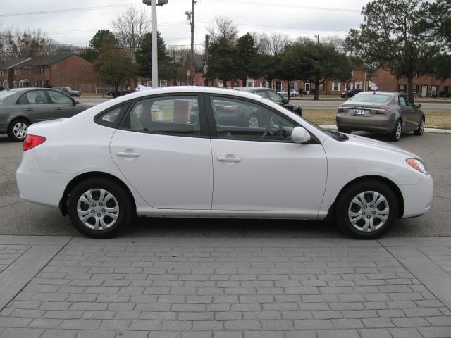 Hyundai Elantra 2010 photo 4