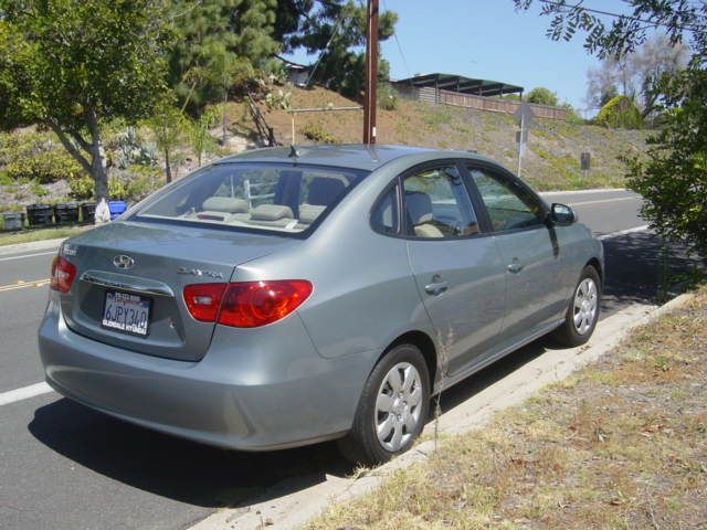 Hyundai Elantra 2010 photo 1