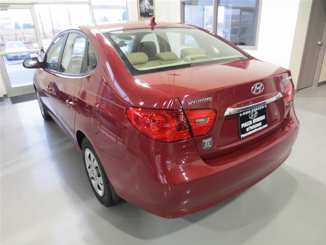 Hyundai Elantra 2010 photo 4