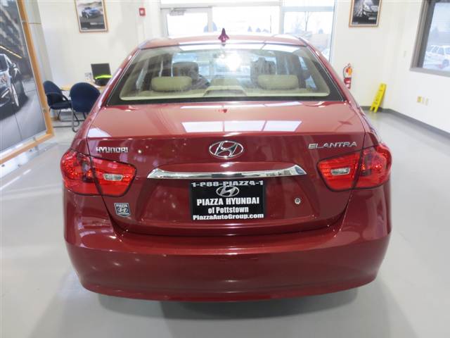 Hyundai Elantra 2010 photo 5