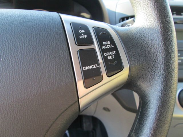 Hyundai Elantra 2010 photo 22