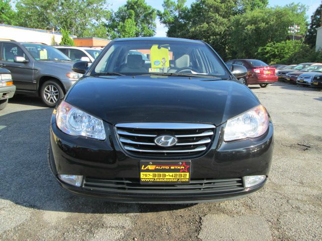 Hyundai Elantra 2010 photo 24