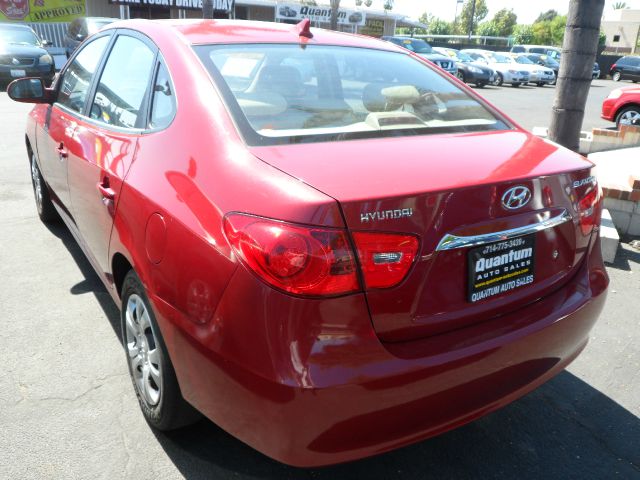 Hyundai Elantra 2010 photo 1