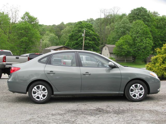 Hyundai Elantra 2010 photo 10