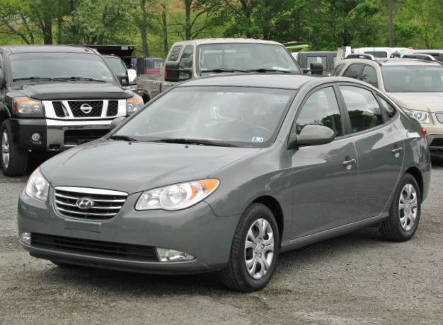 Hyundai Elantra 2010 photo 12