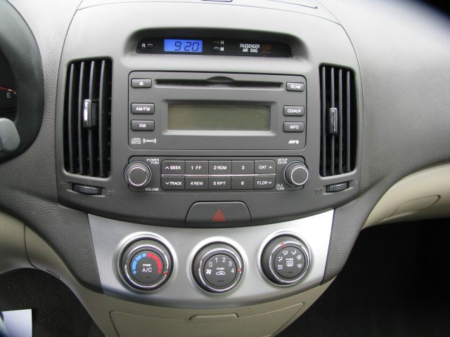 Hyundai Elantra 2010 photo 5