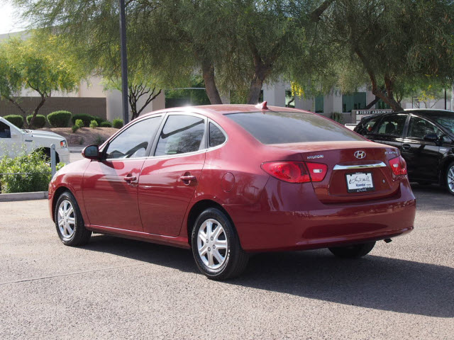 Hyundai Elantra 2010 photo 1