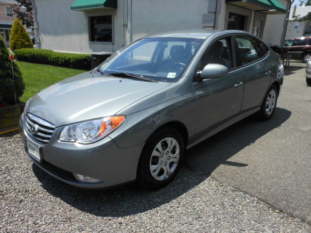 Hyundai Elantra 2010 photo 2