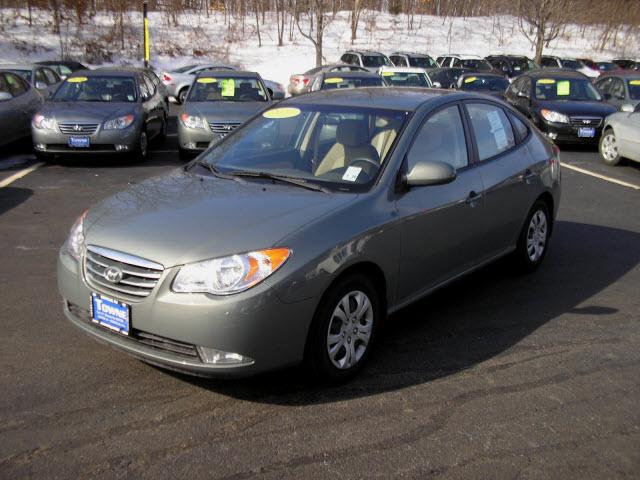 Hyundai Elantra 2010 photo 1