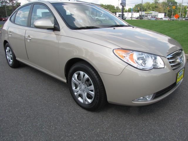 Hyundai Elantra 2010 photo 2