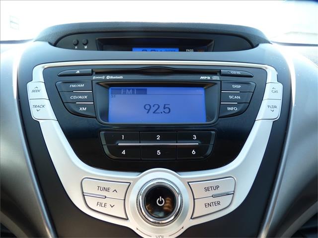 Hyundai Elantra 2011 photo 11