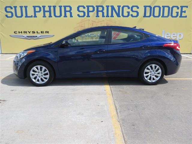 Hyundai Elantra 2011 photo 1