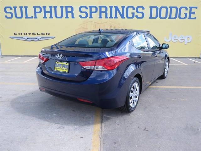 Hyundai Elantra 2011 photo 3