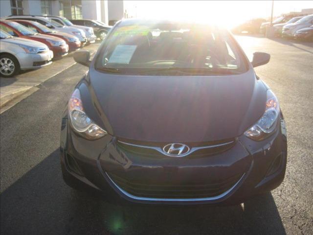 Hyundai Elantra 2011 photo 1