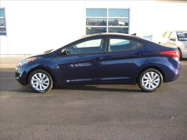 Hyundai Elantra 2011 photo 2