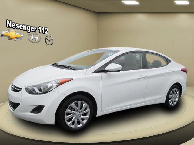 Hyundai Elantra 2011 photo 1