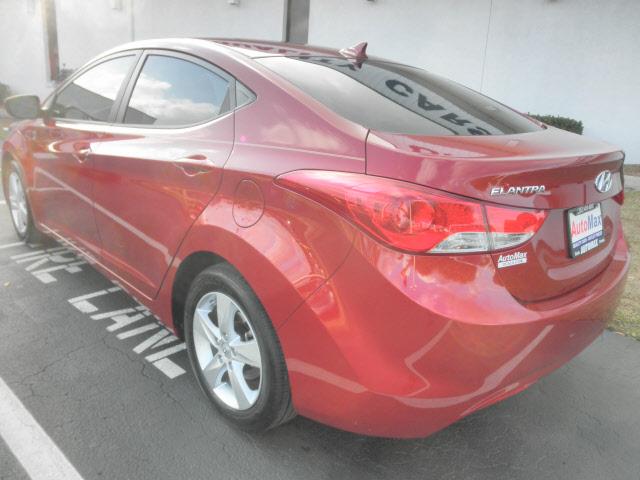 Hyundai Elantra 2011 photo 4