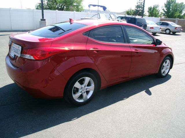 Hyundai Elantra 2011 photo 1