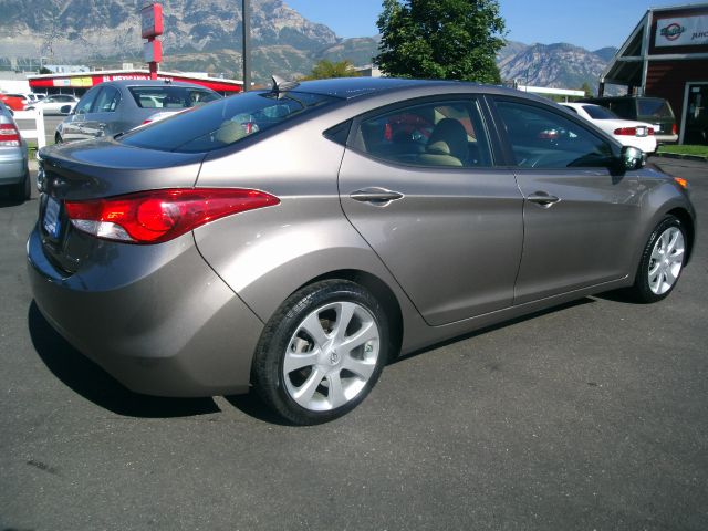 Hyundai Elantra 2011 photo 3