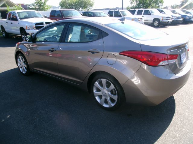 Hyundai Elantra 2011 photo 4