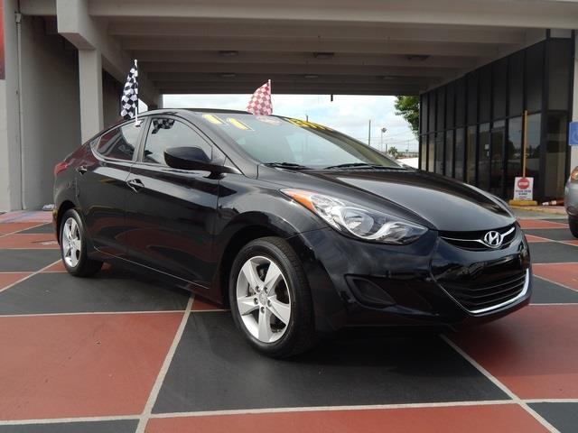 Hyundai Elantra 2011 photo 2