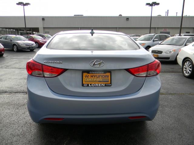 Hyundai Elantra 2011 photo 4