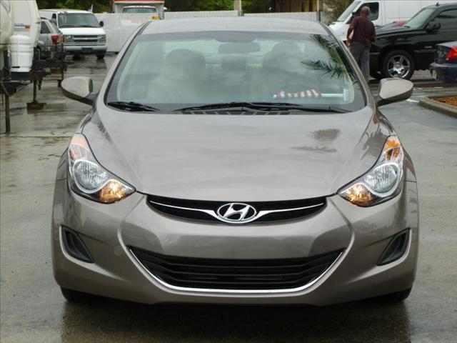 Hyundai Elantra 2011 photo 1