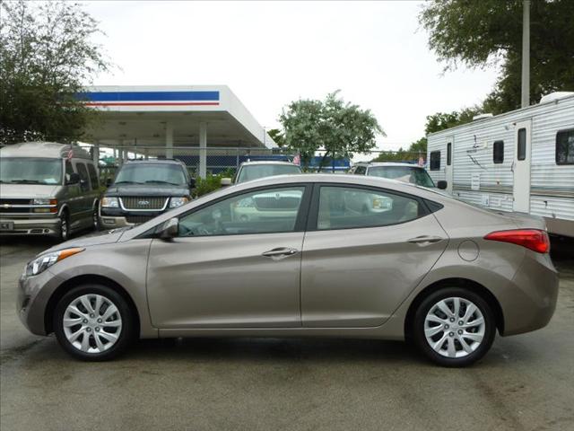 Hyundai Elantra 2011 photo 3