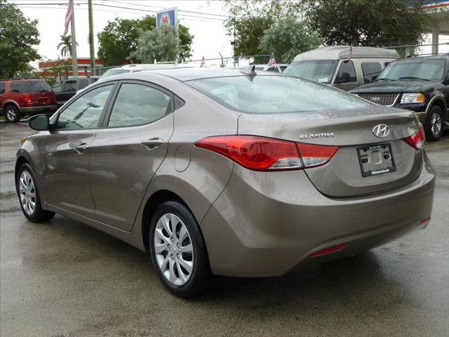 Hyundai Elantra 2011 photo 4