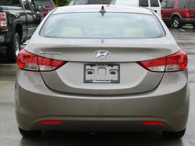 Hyundai Elantra 2011 photo 5