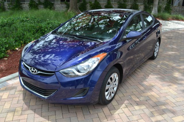 Hyundai Elantra 2011 photo 28