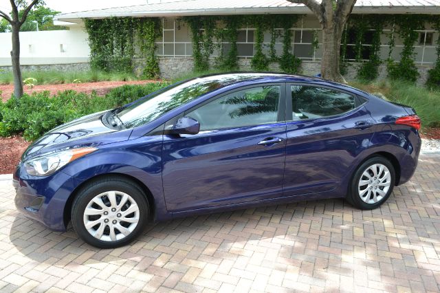 Hyundai Elantra 2011 photo 29