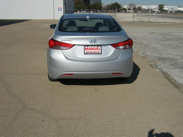 Hyundai Elantra 2011 photo 3