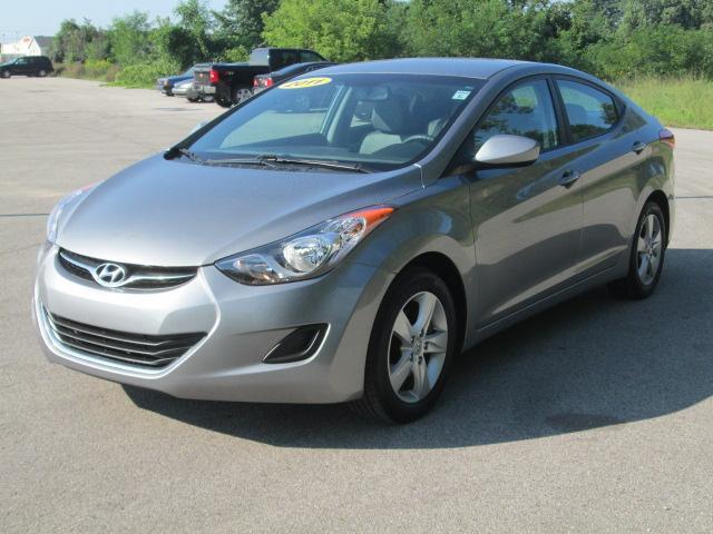 Hyundai Elantra 2011 photo 1