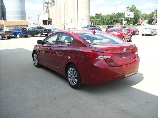 Hyundai Elantra 2012 photo 2