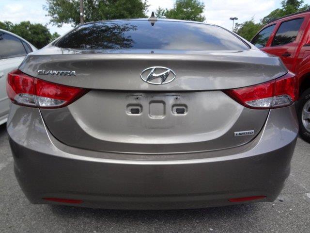 Hyundai Elantra 2012 photo 2