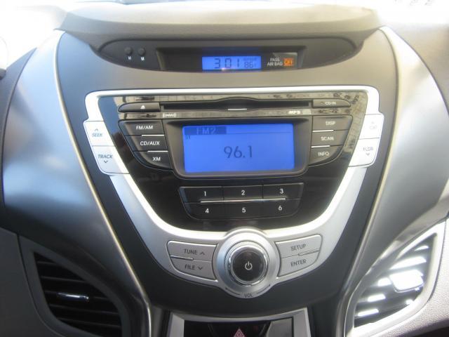 Hyundai Elantra 2012 photo 24