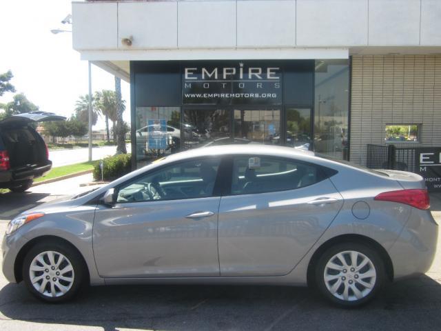 Hyundai Elantra 2012 photo 32