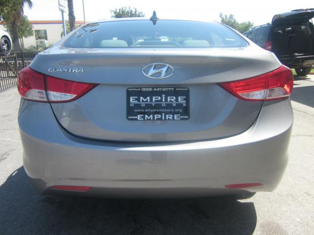 Hyundai Elantra 2012 photo 34