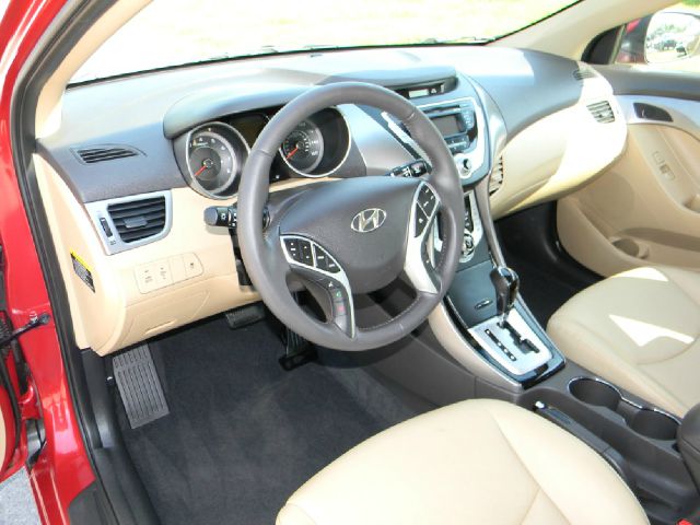 Hyundai Elantra 2012 photo 11