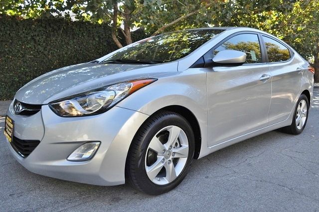 Hyundai Elantra 2012 photo 2