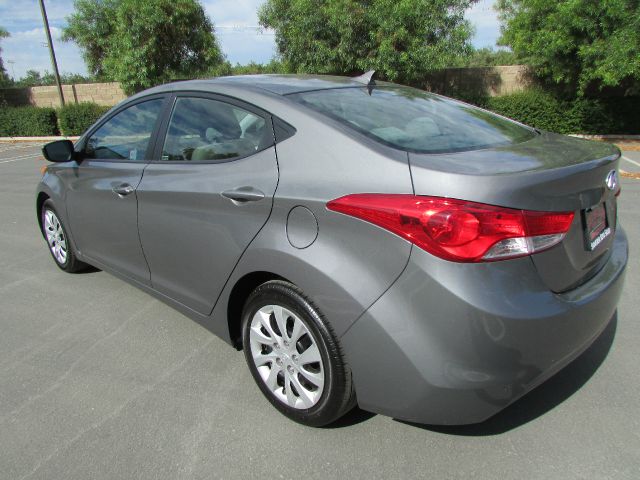 Hyundai Elantra 2012 photo 3