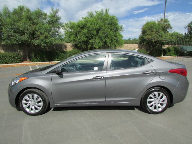 Hyundai Elantra 2012 photo 4